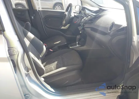 2013 Ford Fiesta Se z USA, uszkodzony, nr VIN 3FADP4BJ0DM218913